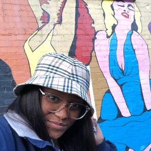 Burberry pattern bucket hat